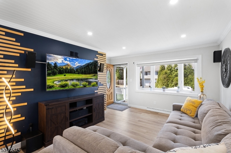 South Bound Brook Boro, New Jersey 08880, United States, 3 Bedrooms Bedrooms, ,1 BathroomBathrooms,Residential,Coming Soon,99019