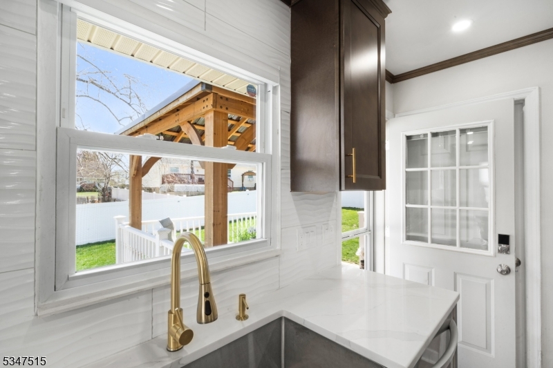 South Bound Brook Boro, New Jersey 08880, United States, 3 Bedrooms Bedrooms, ,1 BathroomBathrooms,Residential,Coming Soon,99019