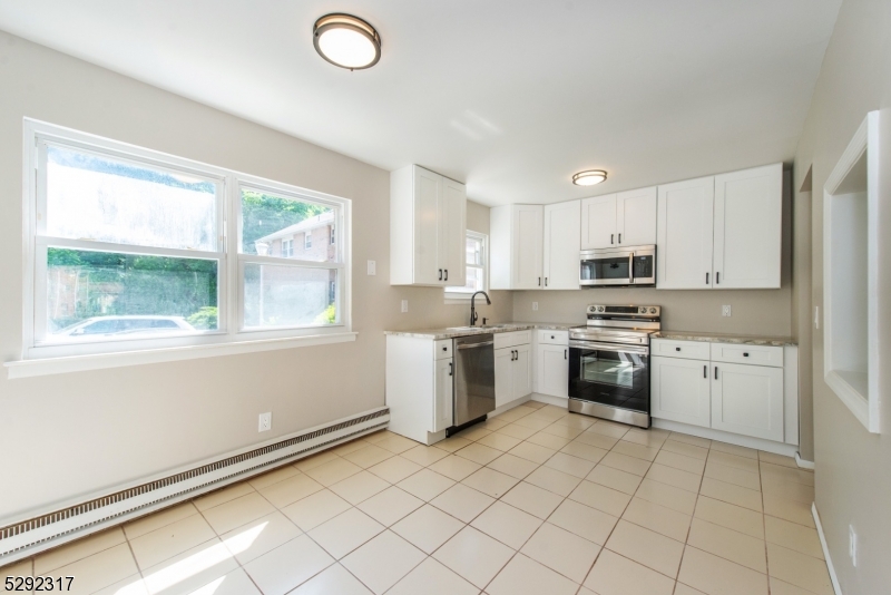 Mountainview Manor - Residential