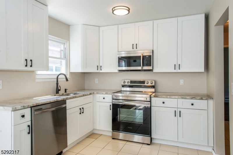 Mountainview Manor - Residential