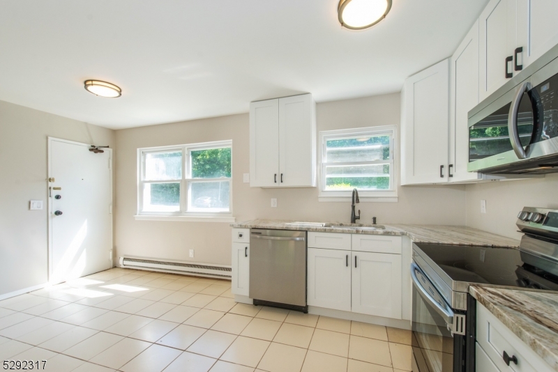 Mountainview Manor - Residential