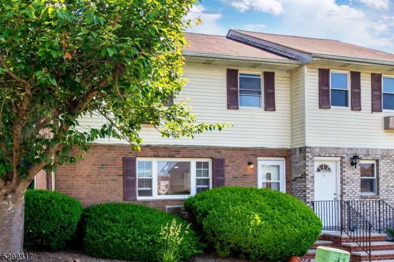 Mountainview Manor - Residential