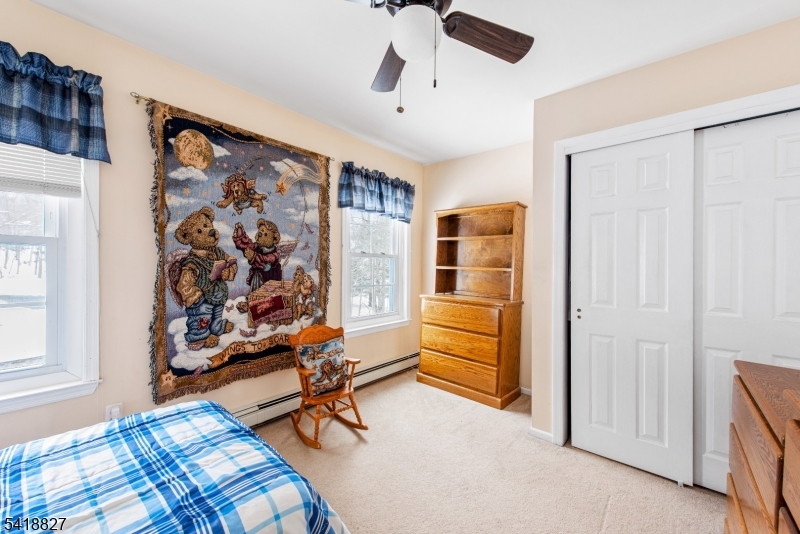 LAKEVIEW - Residential