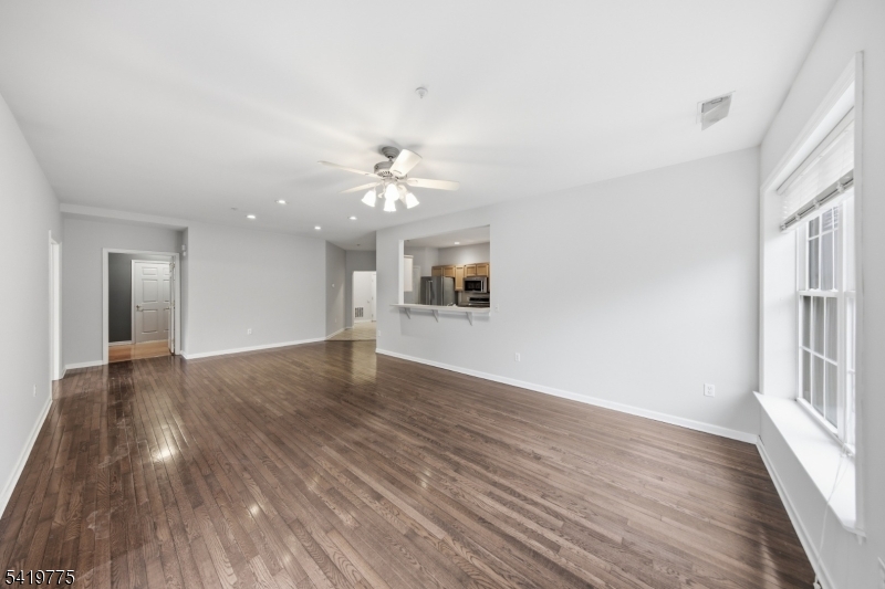 Fox Hills - Residential