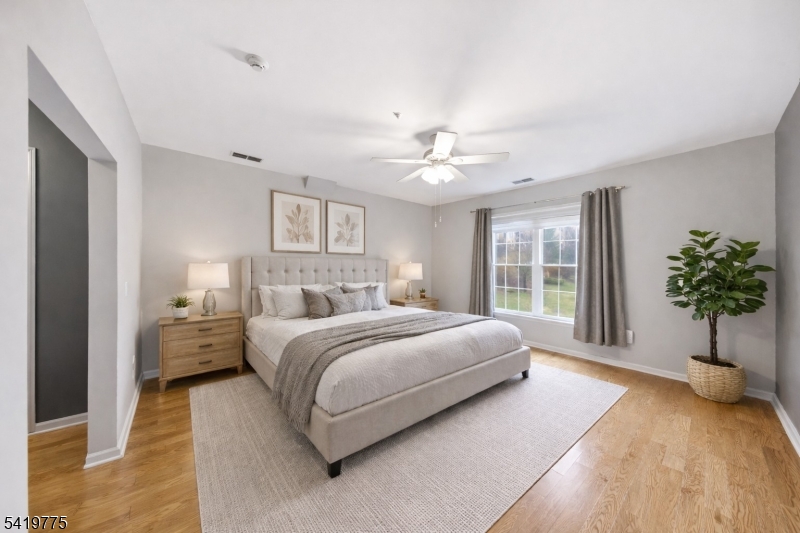 Fox Hills - Residential