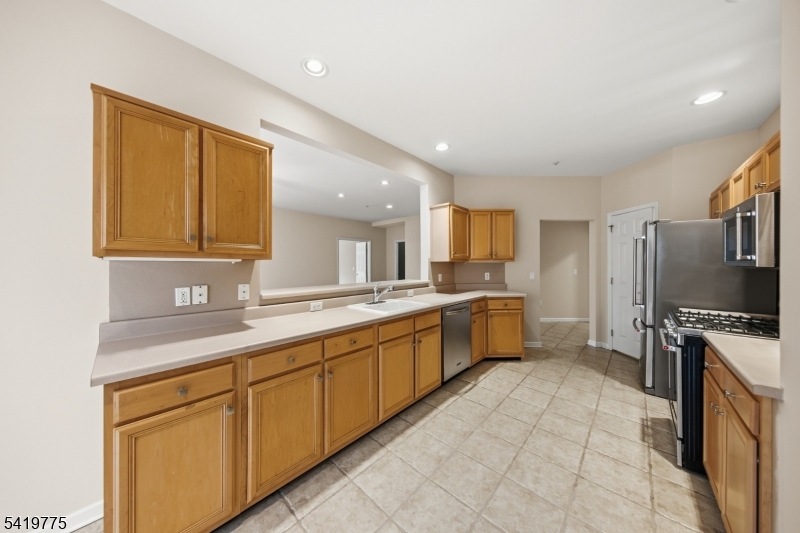 Fox Hills - Residential