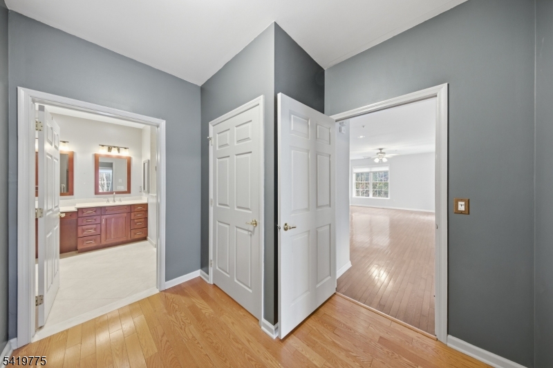 Fox Hills - Residential