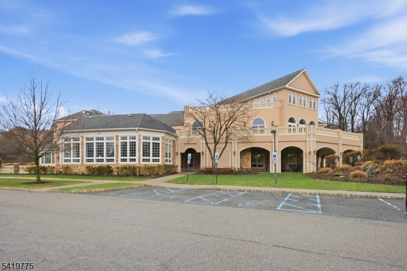 Fox Hills - Residential