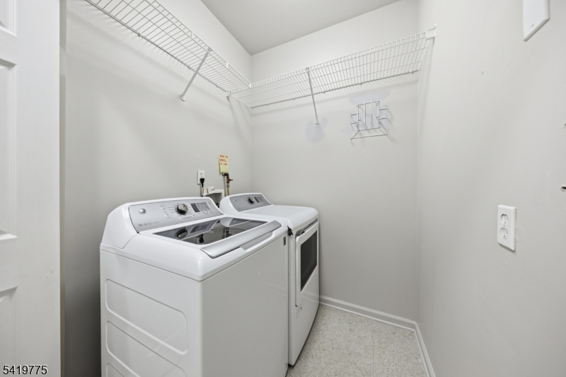 Fox Hills - Residential