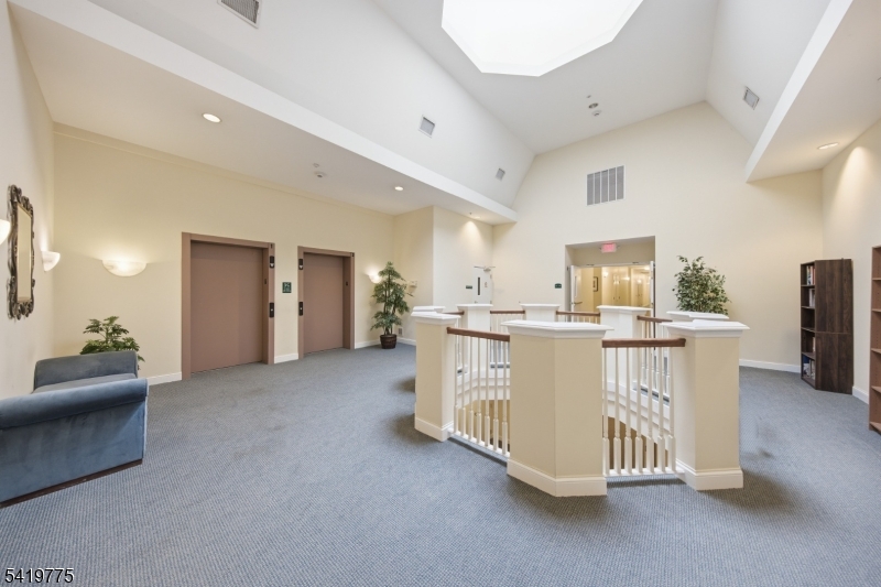 Fox Hills - Residential