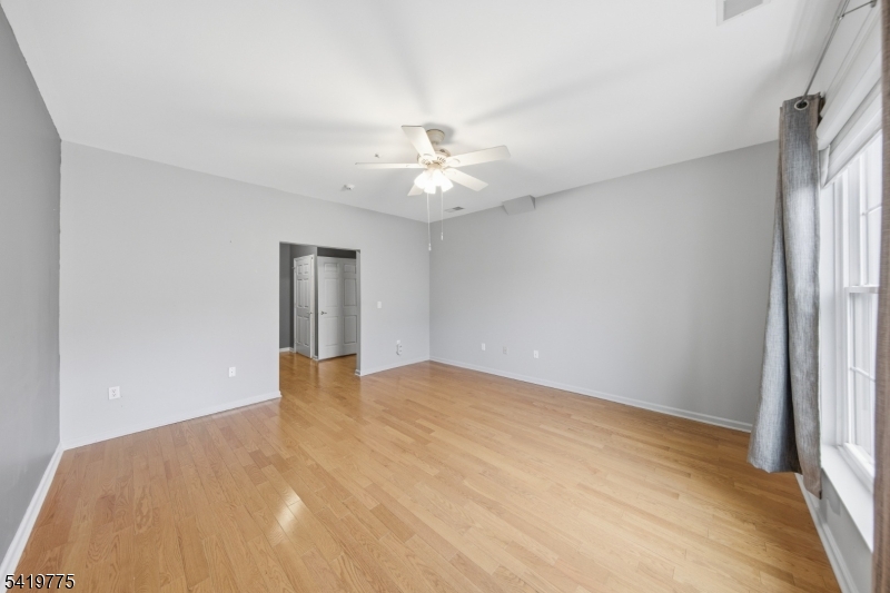 Fox Hills - Residential