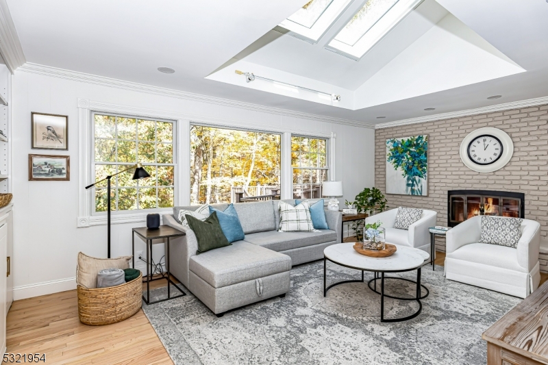 INDIAN FOREST - Residential