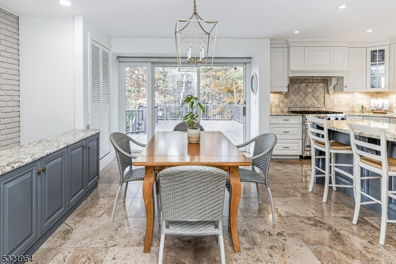 INDIAN FOREST - Residential