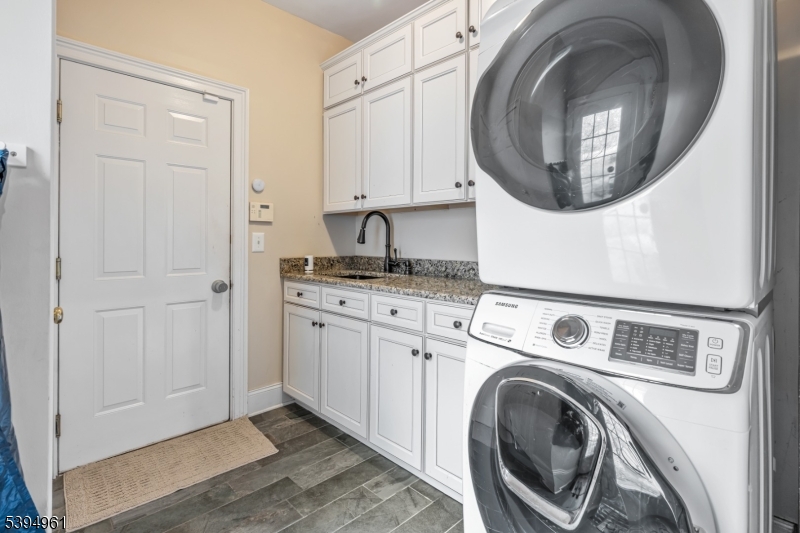 Fieldview - Residential