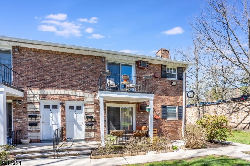 PARSONS VILLAGE - Residential Lease