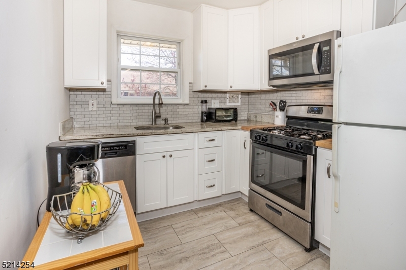 PARSONS VILLAGE - Residential Lease