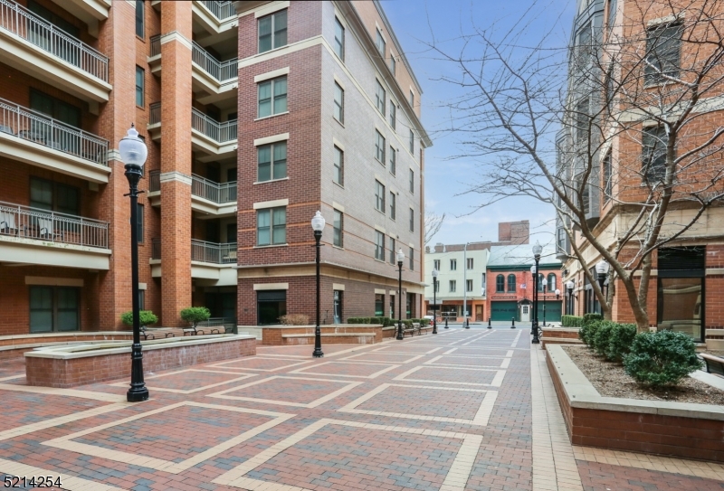 PARSONS VILLAGE - Residential Lease