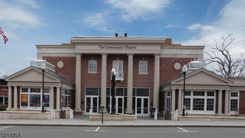 PARSONS VILLAGE - Residential Lease