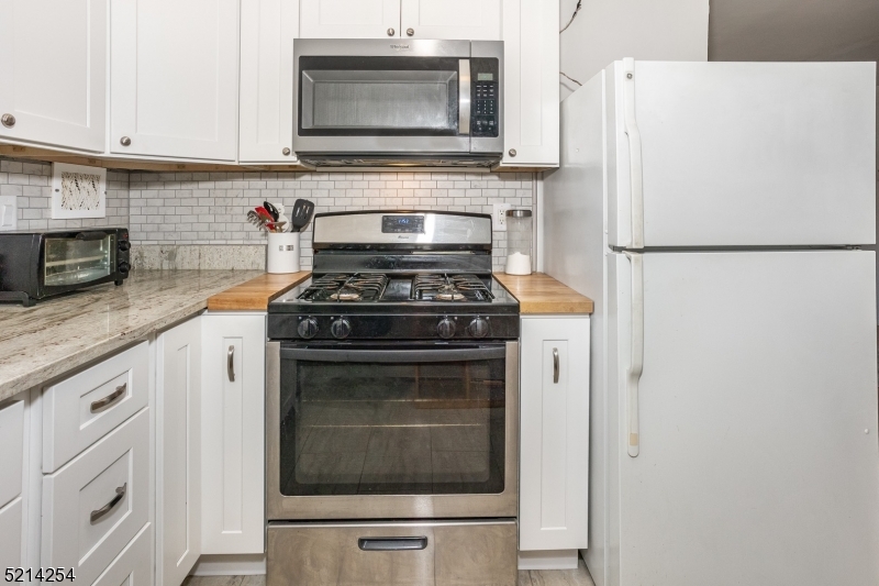 PARSONS VILLAGE - Residential Lease