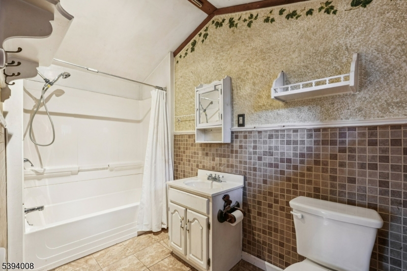 LAKE WALLKILL - Residential