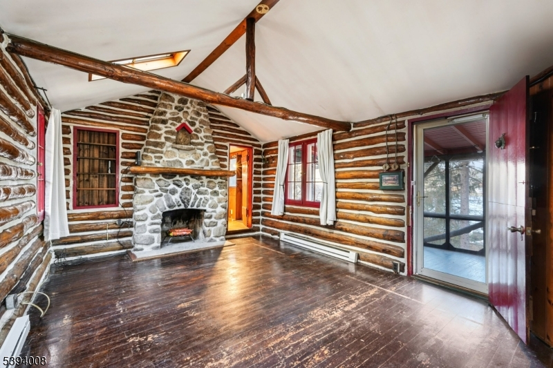 LAKE WALLKILL - Residential