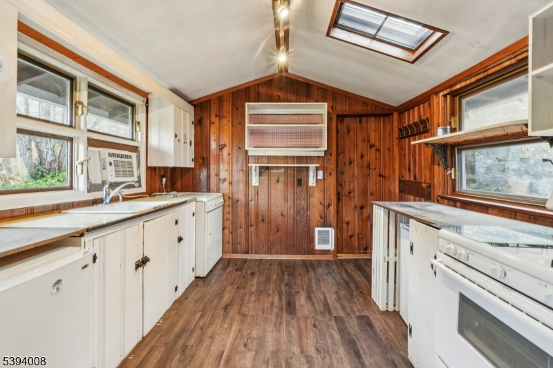 LAKE WALLKILL - Residential