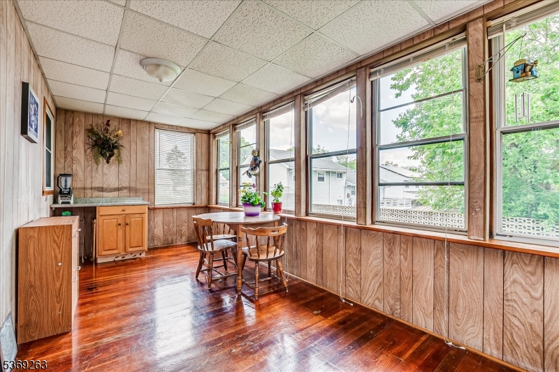 Woodbridge Twp., New Jersey 08863, United States, 4 Bedrooms Bedrooms, ,2 BathroomsBathrooms,Residential,Active,164387