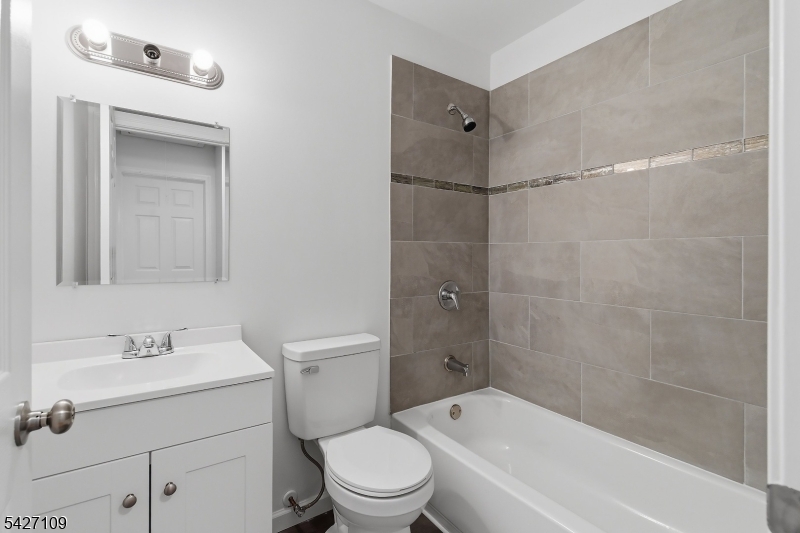 Cedar Glen West - Residential