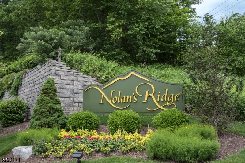 Nolan's Ridge - Residential