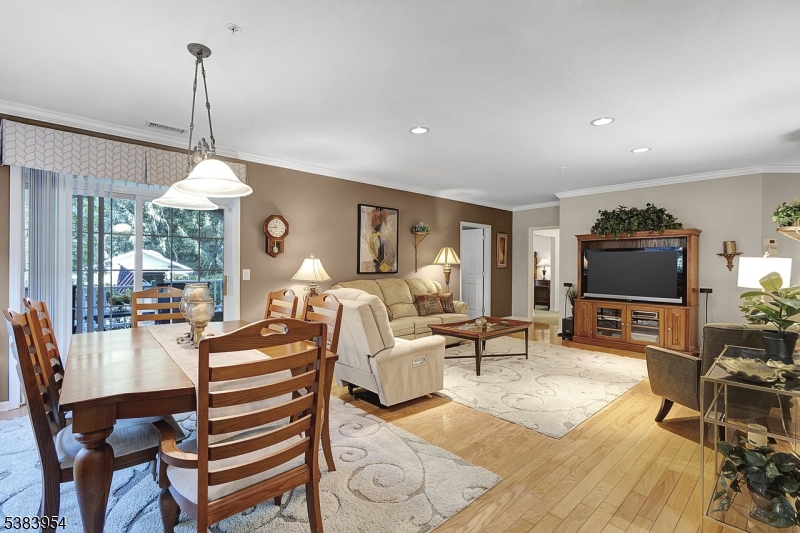 Fox Hills - Residential