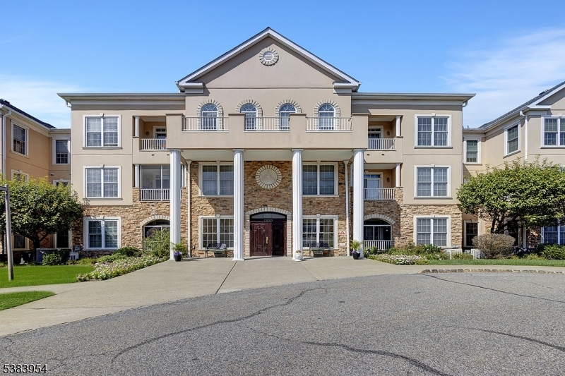 Fox Hills - Residential