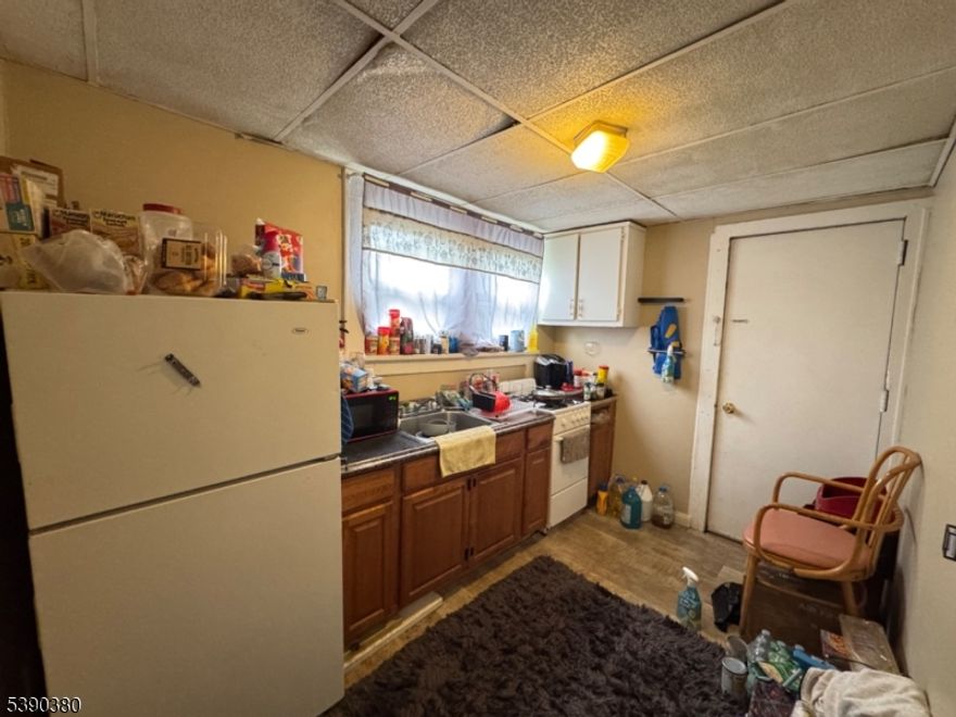 Don't miss this incredible opportunity in the desirable Vauxhall section of Union! Ideal for first-time buyers, investors, or anyone looking for a renovation project, this home offers excellent potential and is eligible for FHA 203(k) financing.Enjoy low property taxes and a prime location just minutes from the Garden State Parkway, Route 22, I-78, and Route 82, offering quick access to NYC and major hubs. Nearby conveniences include Whole Foods, Target, Lidl, Millburn Mall, and more. Union Train Station is a short drive away with direct service to NYC perfect for commuters.Surrounded by parks like Maplecrest, Kawameeh, and Dayton, this location offers the best of both worlds: suburban comfort with urban accessibility.Whether you're looking to build equity or invest in a growing community, 257 Hilton Ave is full of potential.