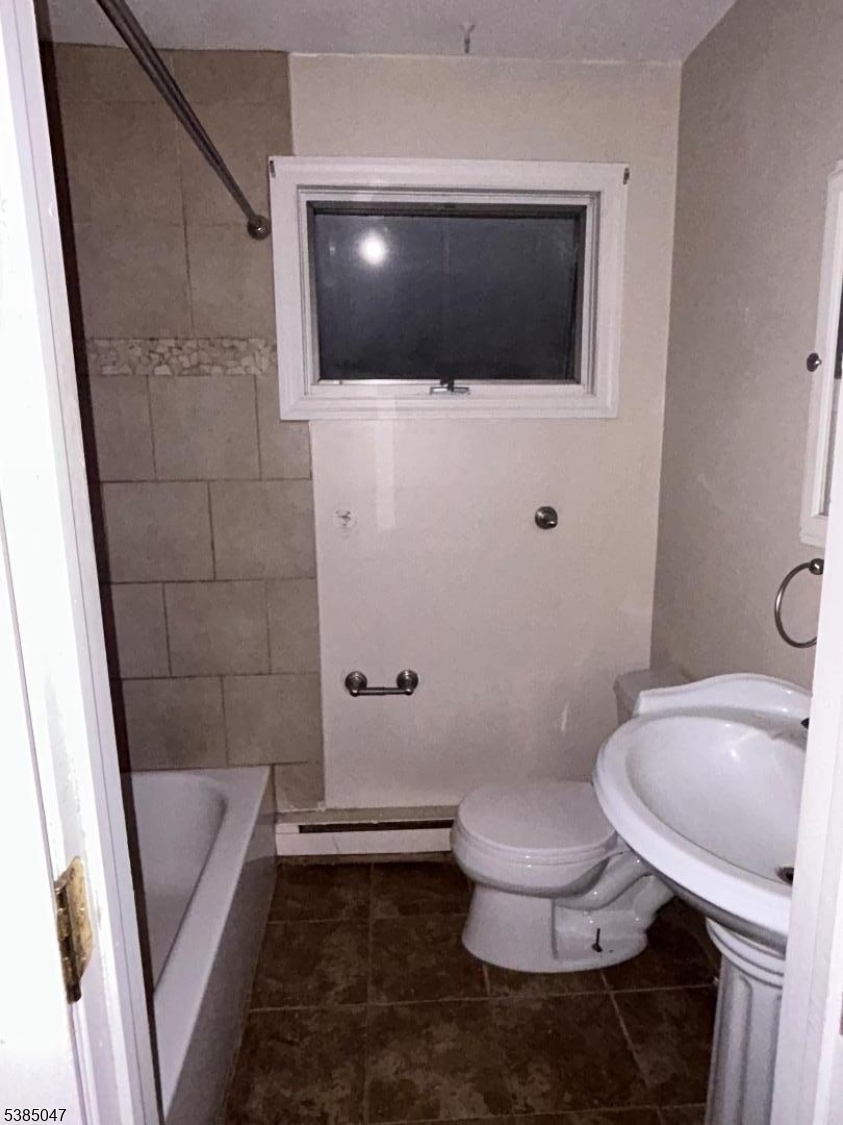 In town - Residential Lease