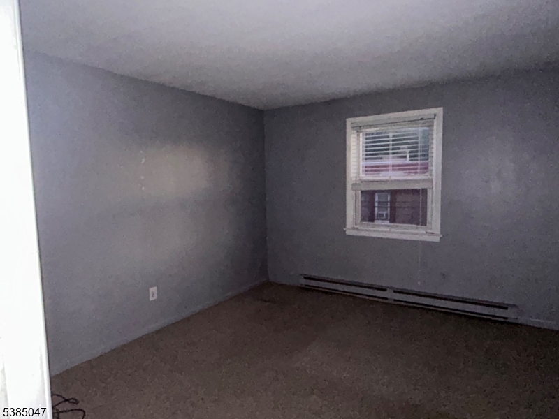 In town - Residential Lease