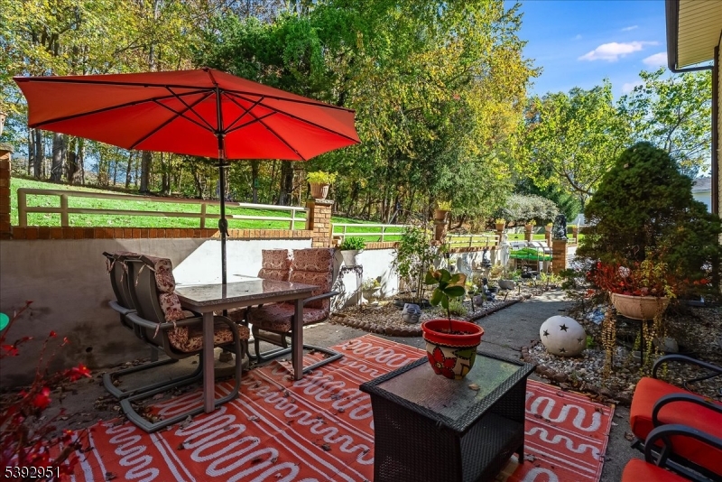 Toms Lake - Residential