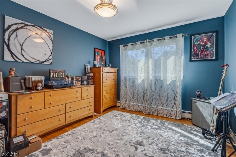 Toms Lake - Residential