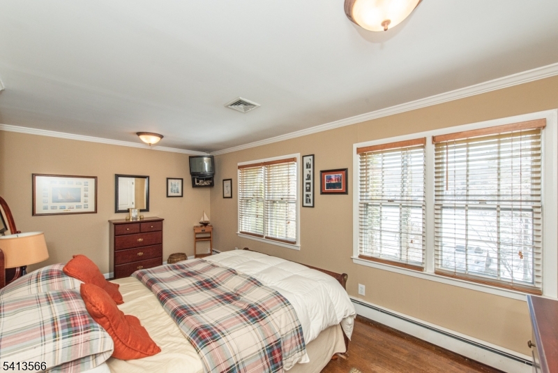 Cupsaw Lake - Residential