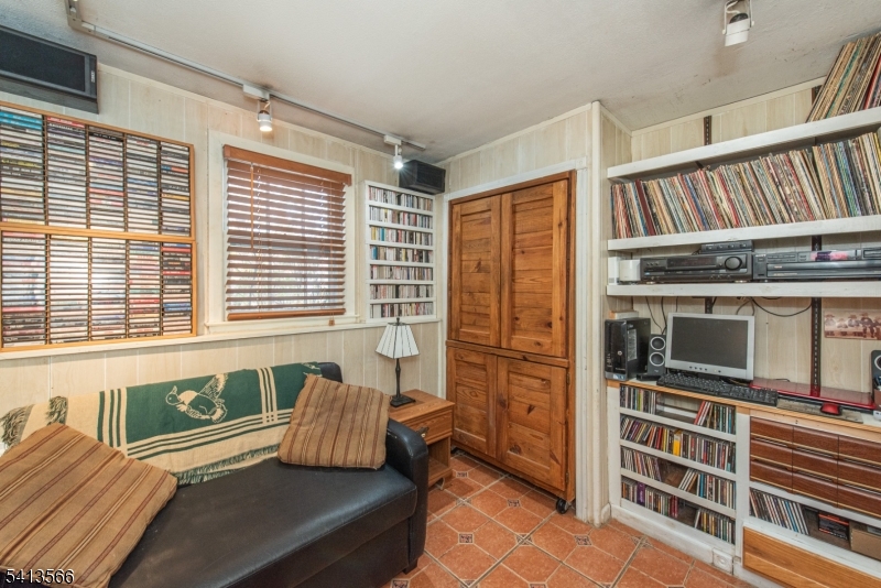 Cupsaw Lake - Residential