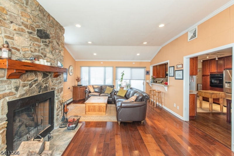 Cupsaw Lake - Residential