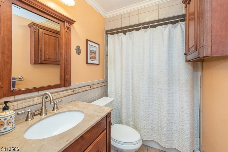 Cupsaw Lake - Residential