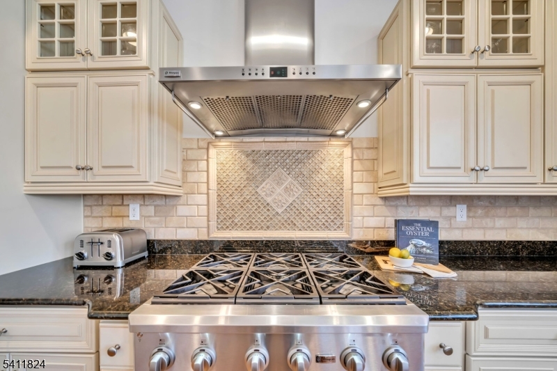 Estates at Hilltop - Residential