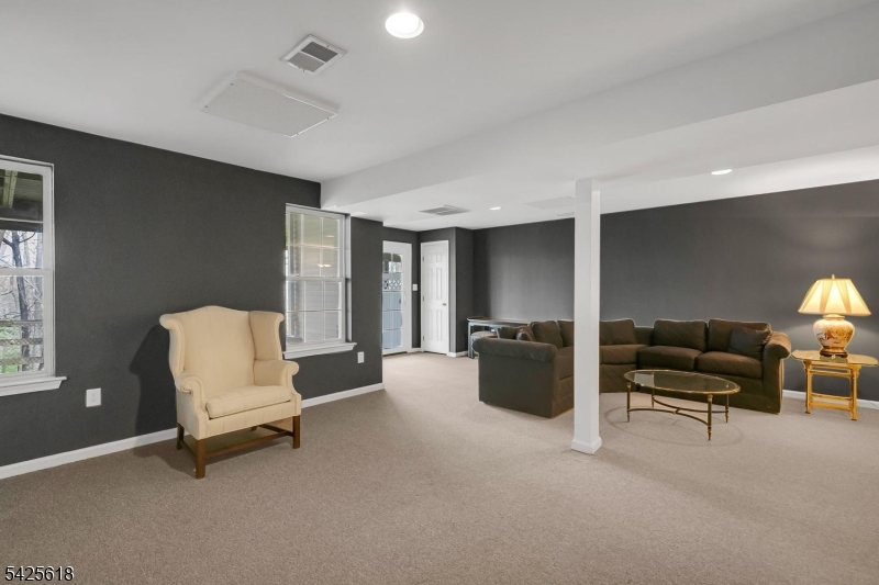 Hamilton Woods - Residential