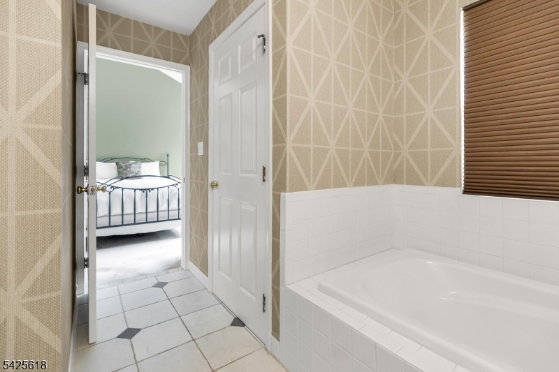 Hamilton Woods - Residential