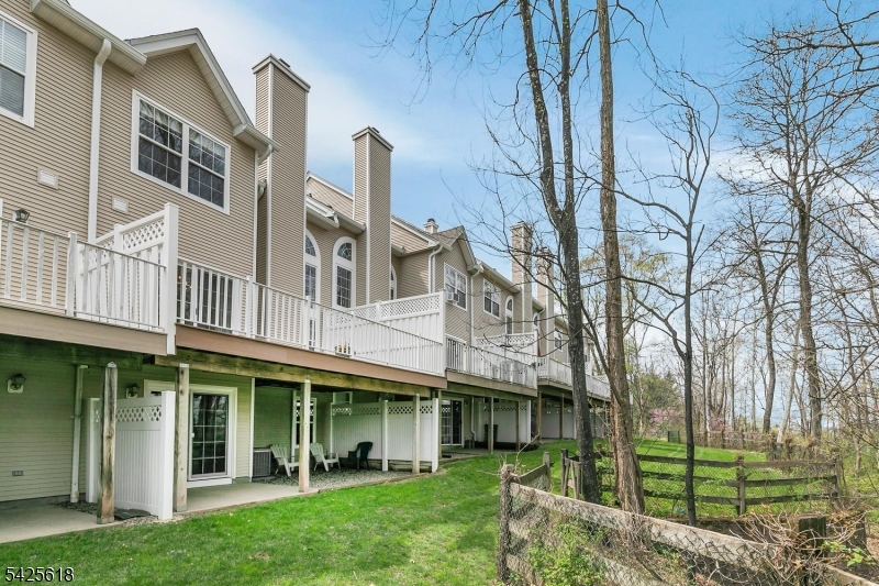 Hamilton Woods - Residential