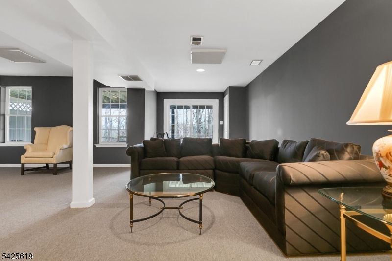 Hamilton Woods - Residential