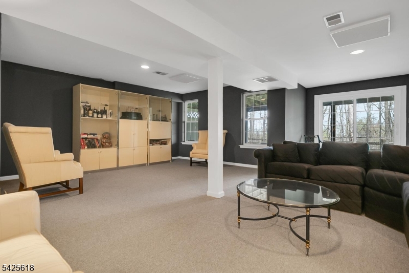 Hamilton Woods - Residential