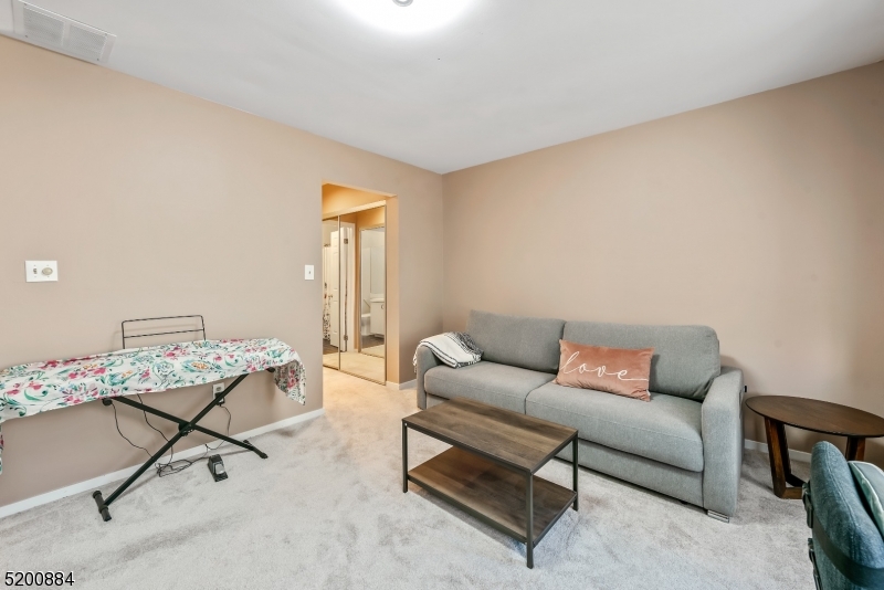 Crossroads - Residential