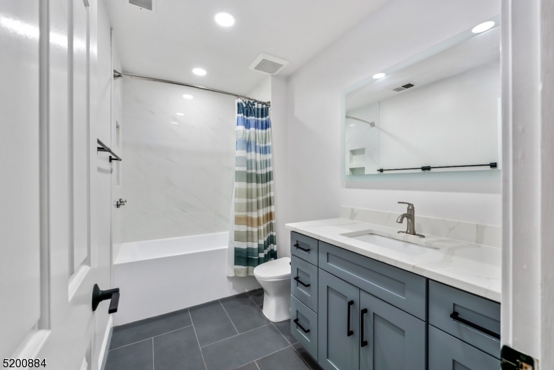 Crossroads - Residential