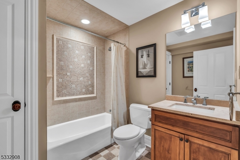 Upper Washington Avenue - Residential