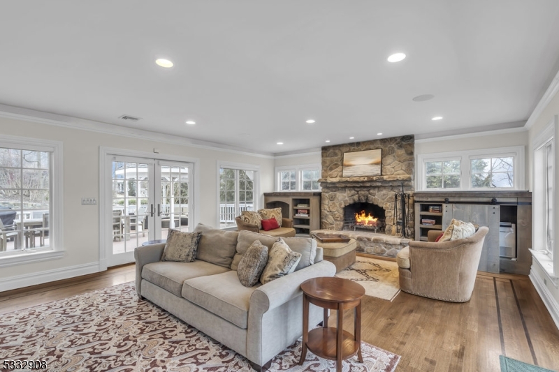 Upper Washington Avenue - Residential